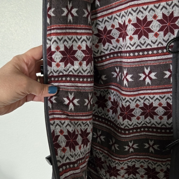 Liv and Piper Hooded Vest Size Small - Picture 4 of 6